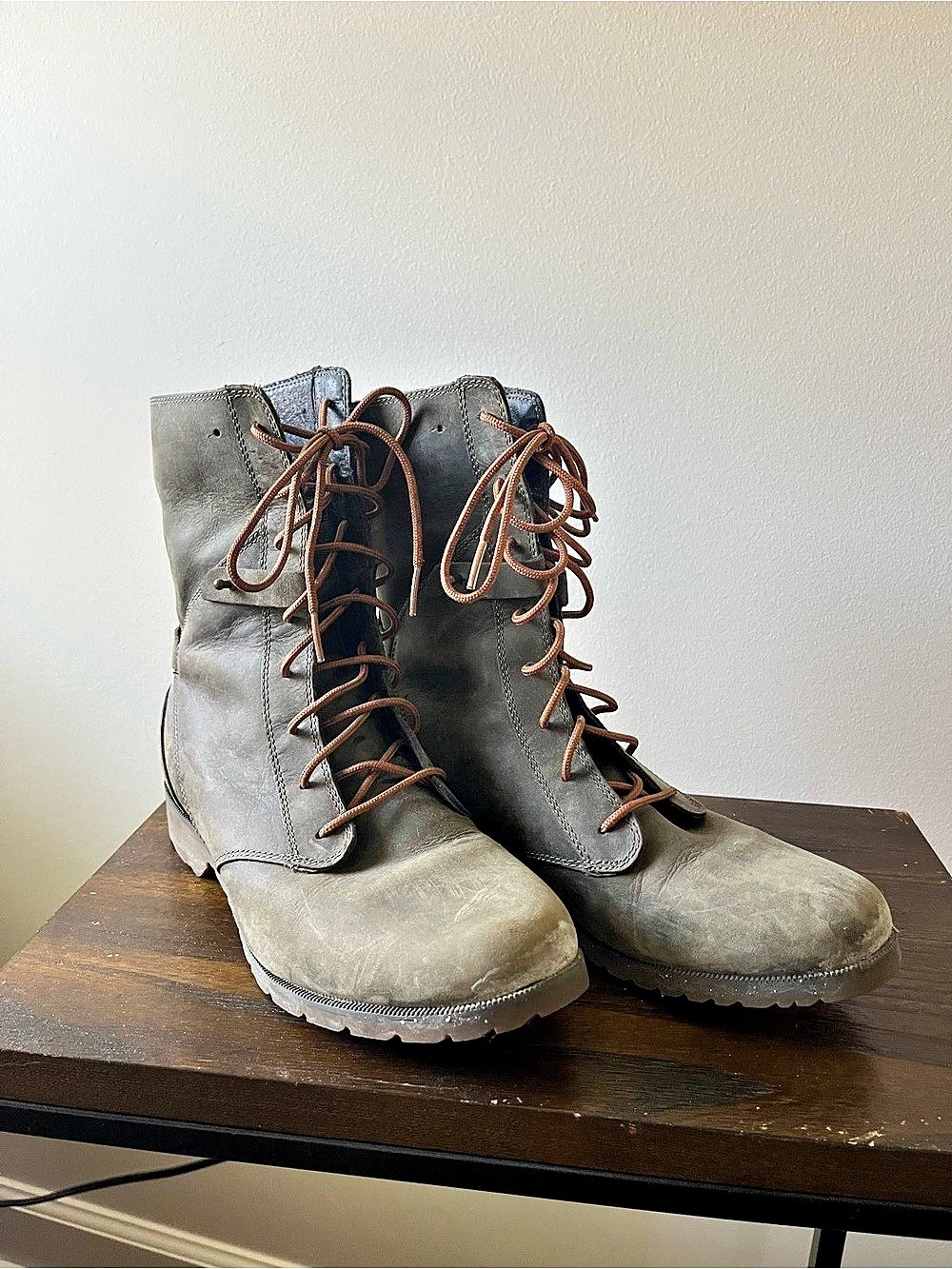 Teva De La Vina Lace Boot Gray & Brown Winter Boots